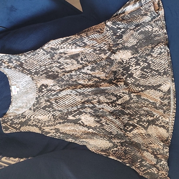 LuLaRoe Tops - Lularoe Perfect Tank Snake print Size SMALL